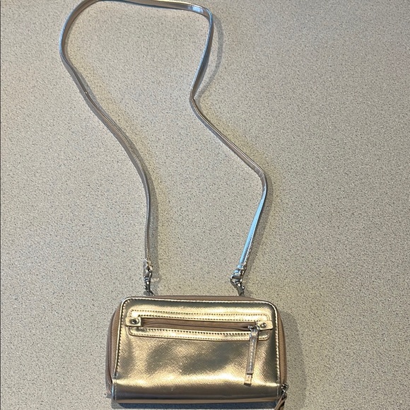 no name Handbags - Chic Gold Crossbody Bag with Sleek Design